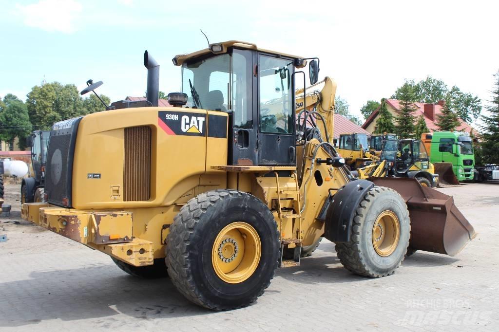 CAT 930 H Kolesové nakladače