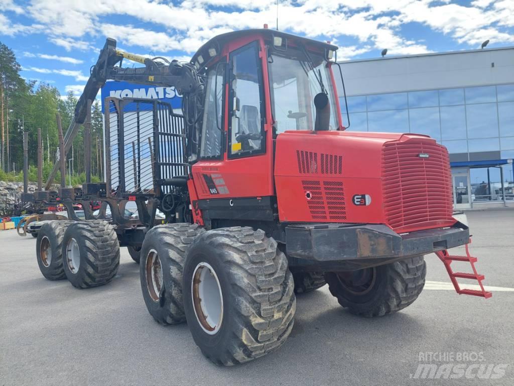 Komatsu 845 Lesné traktory