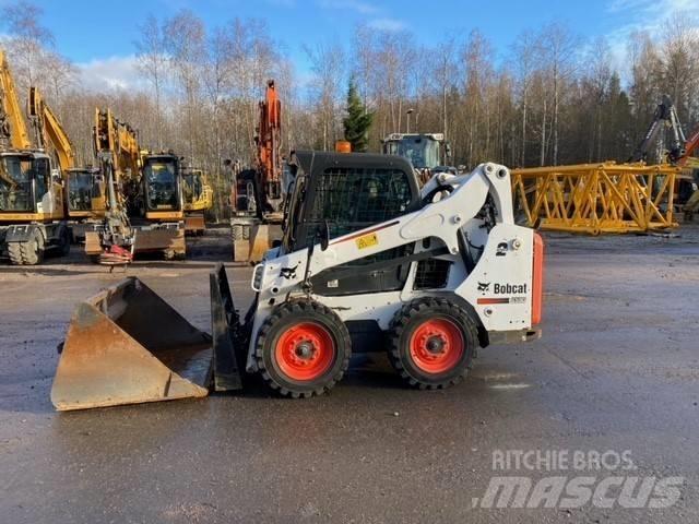 Bobcat S 590 Šmykom riadené nakladače