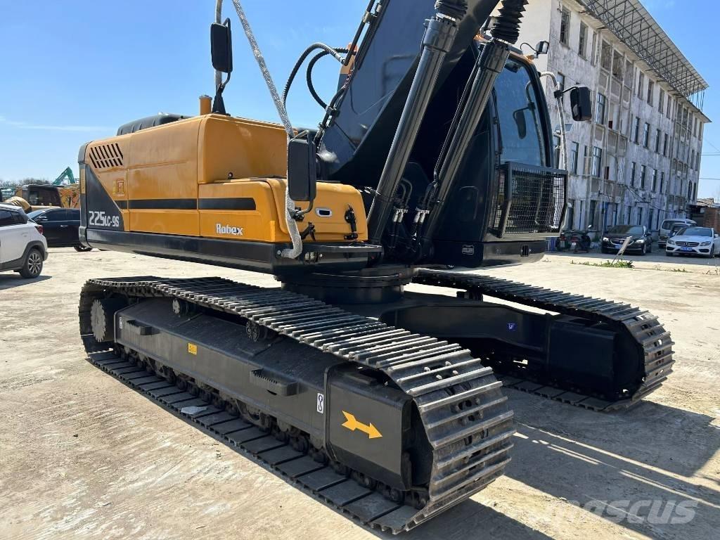 Hyundai 225lc-9s Midi rýpadlá 7 t - 12 t