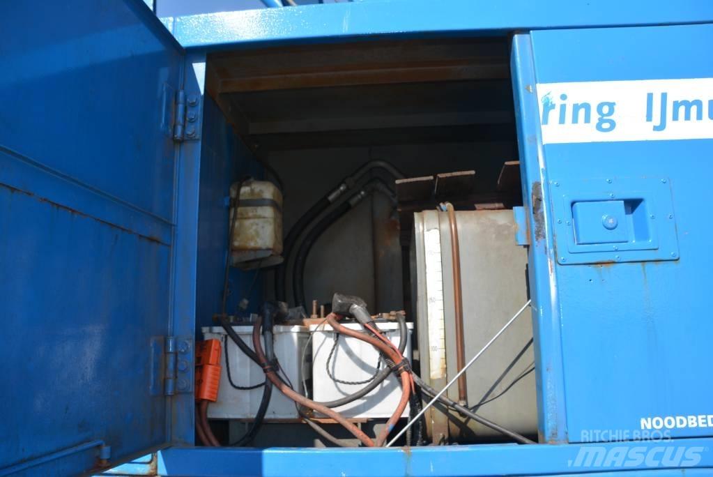 Hitachi KH 180-3 Pásové žeriavy