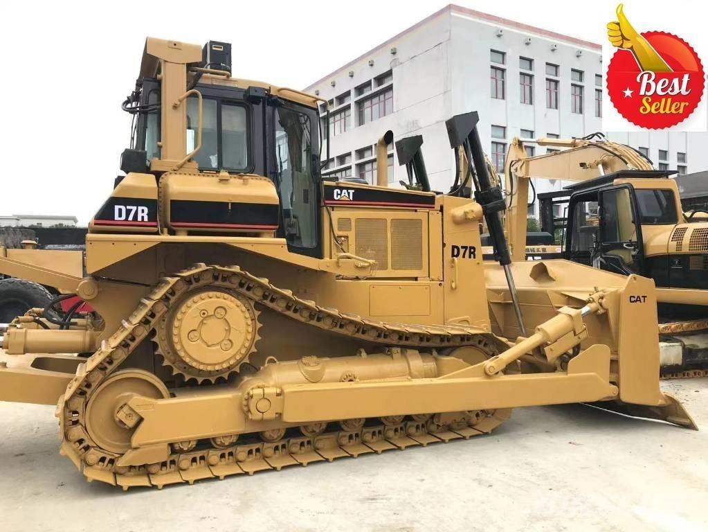CAT D 7 R Pásové dozéry