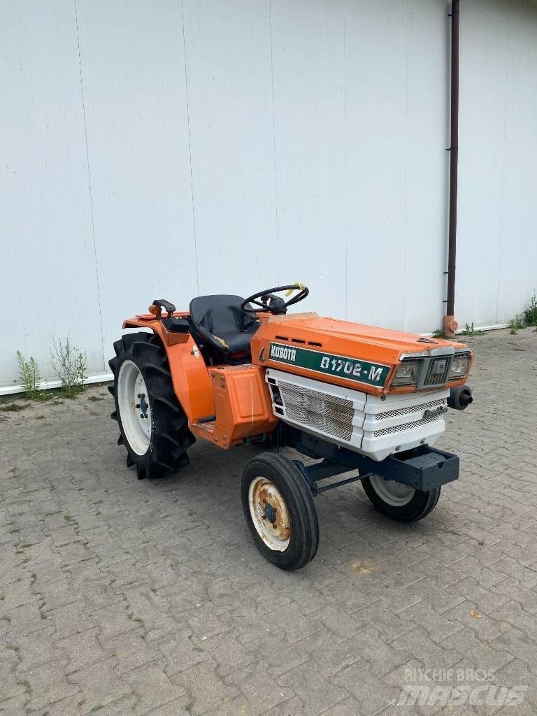 Kubota B1702-M Kompaktné traktory