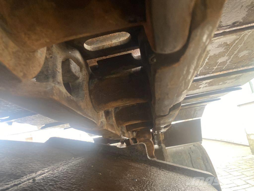 Hitachi ZX 350 LC-5B Pásové rýpadlá