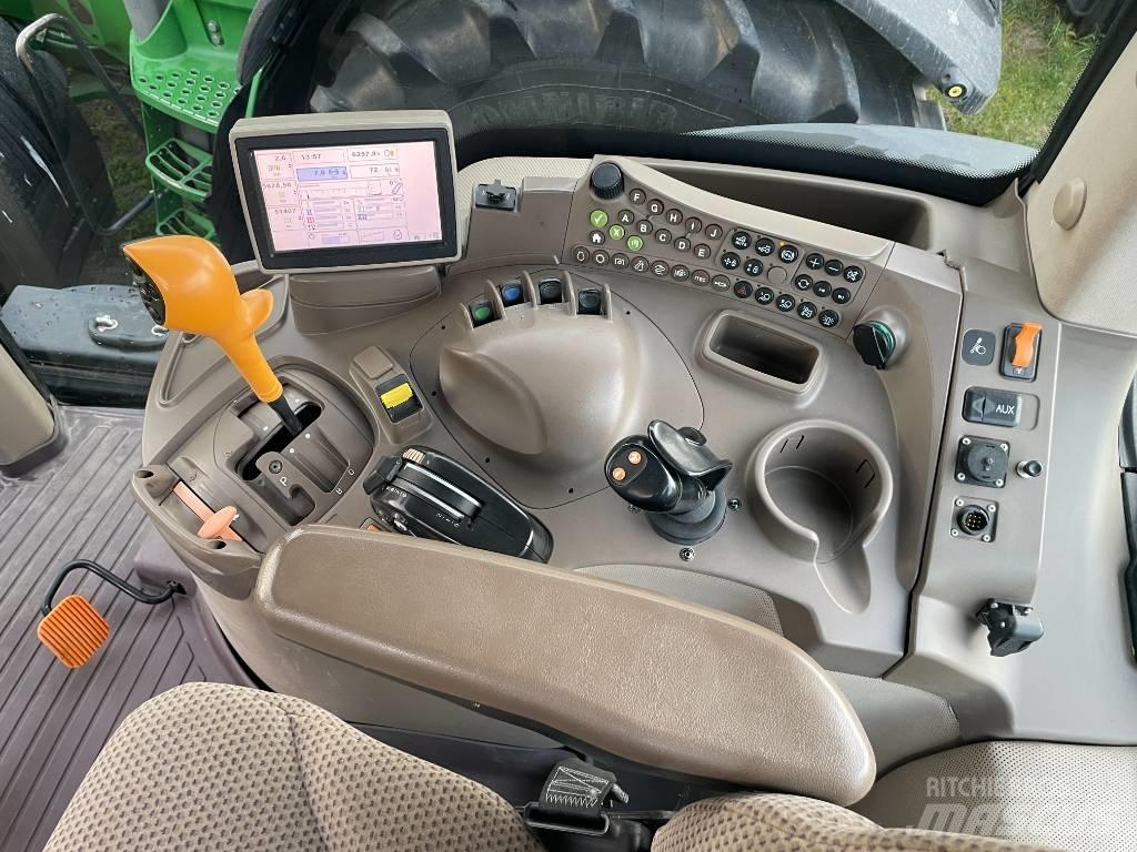 John Deere 7200 R Traktory