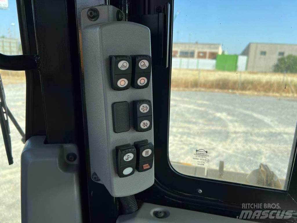 CAT D 6 T Pásové dozéry