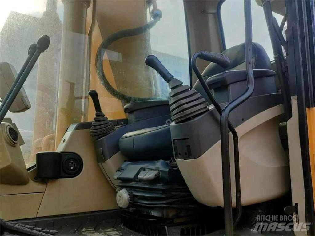 CAT 320C Pásové rýpadlá