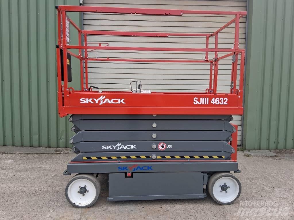 SkyJack SJ III 4632 Nožnicové zdvíhacie plošiny