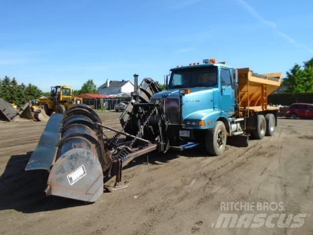 Western Star 5800 Snežné pluhy, predné snežné radlice