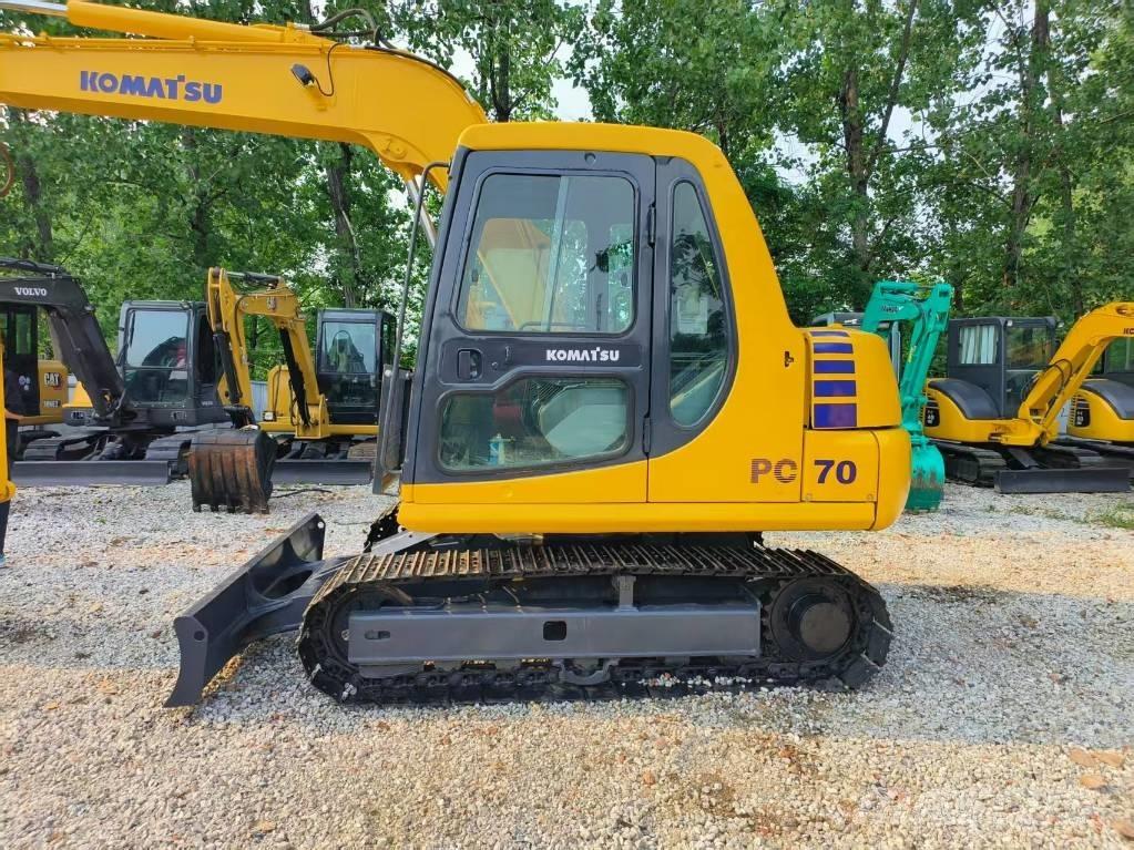 Komatsu PC 70-7 Pásové rýpadlá