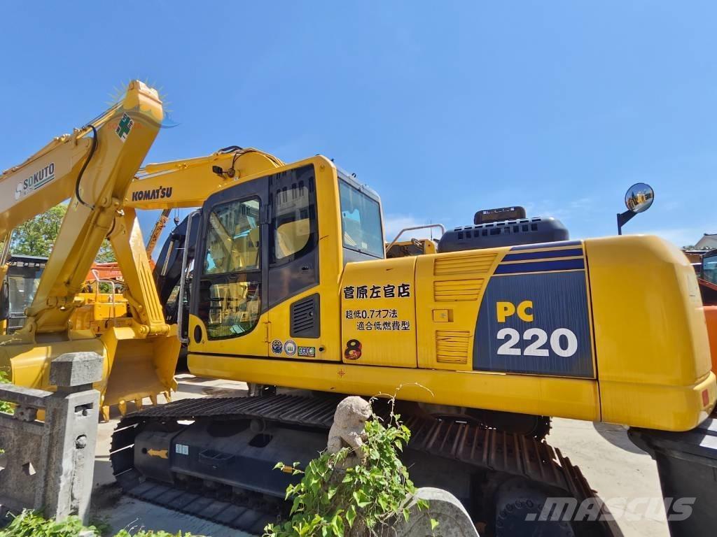 Komatsu PC 220-8 Pásové rýpadlá