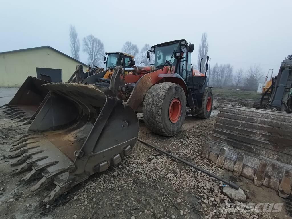Hitachi ZW 310 Kolesové nakladače