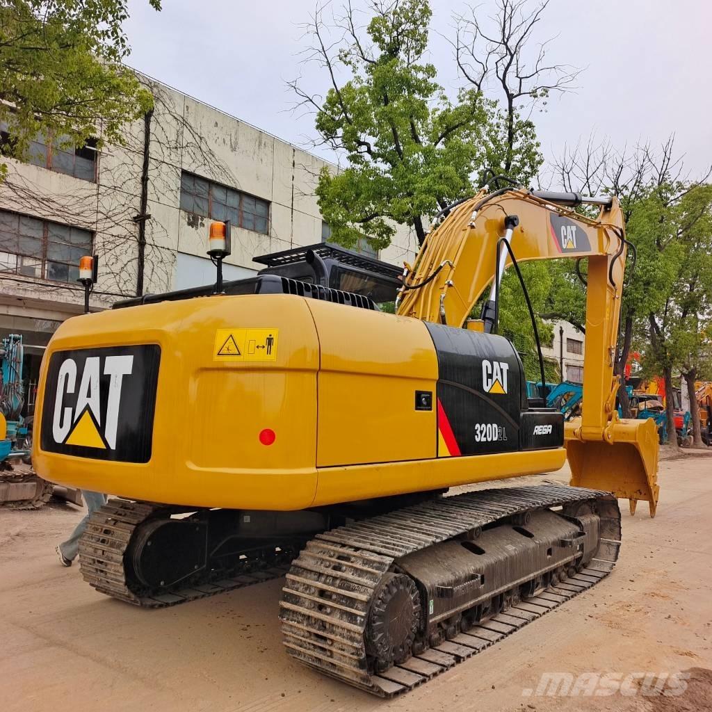 CAT 320 D Pásové rýpadlá