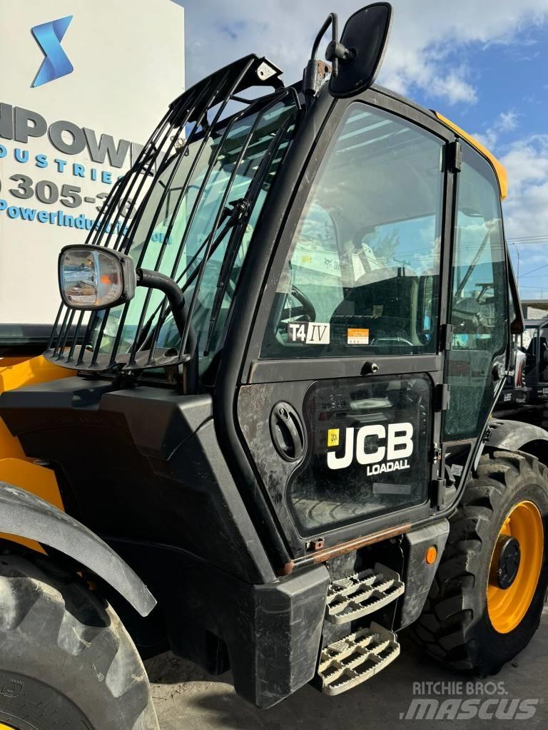 JCB 540-140 HiViz Teleskopické manipulátory
