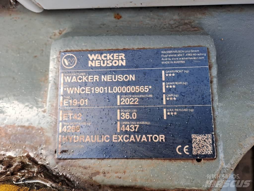 Wacker Neuson ET42 Pásové rýpadlá