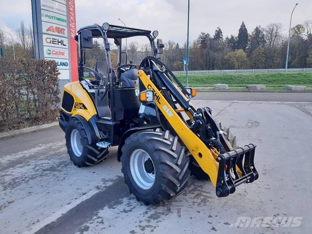 Gehl AL 530 Viacúčelové nakladače