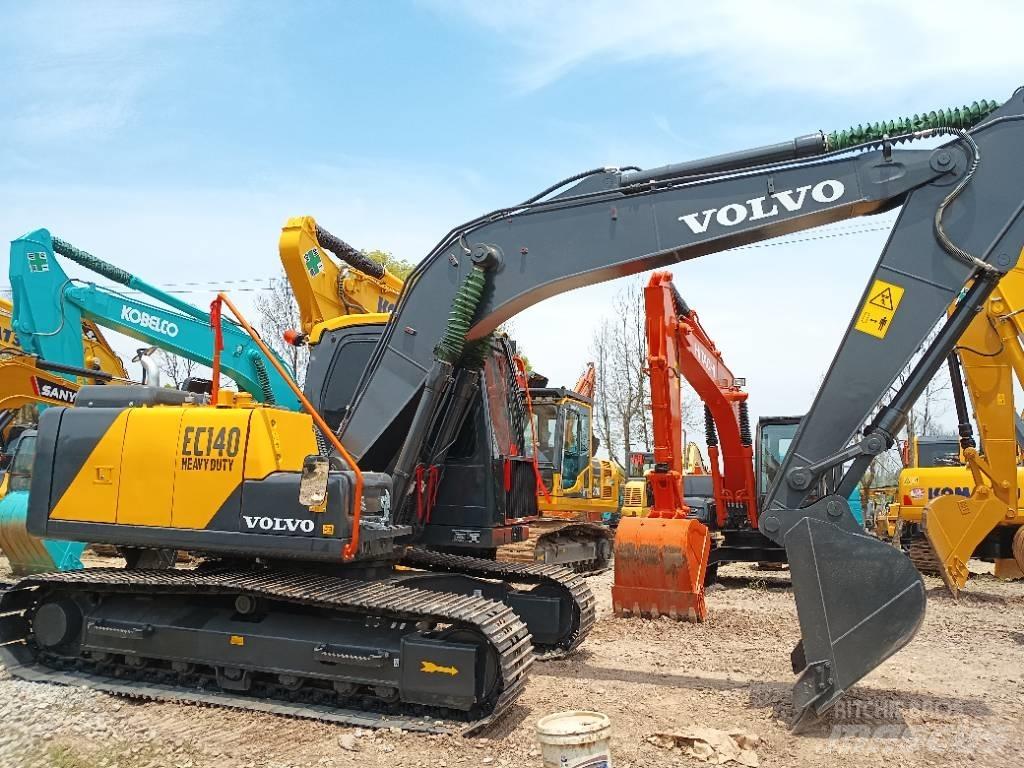 Volvo EC 140 Midi rýpadlá 7 t - 12 t