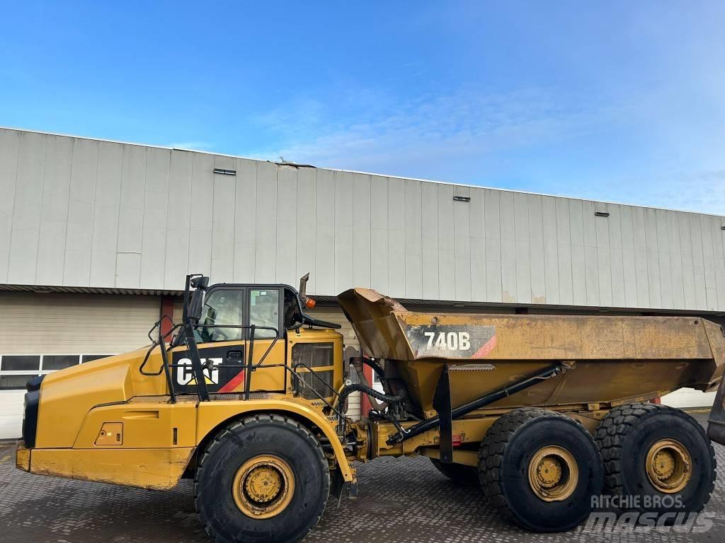 CAT 740 B Kĺbové nákladné autá