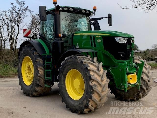 John Deere 6250 R Traktory