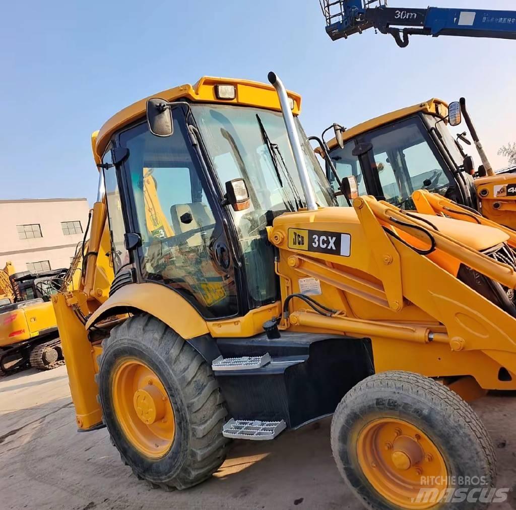 JCB 3 CX Rýpadlo-nakladače