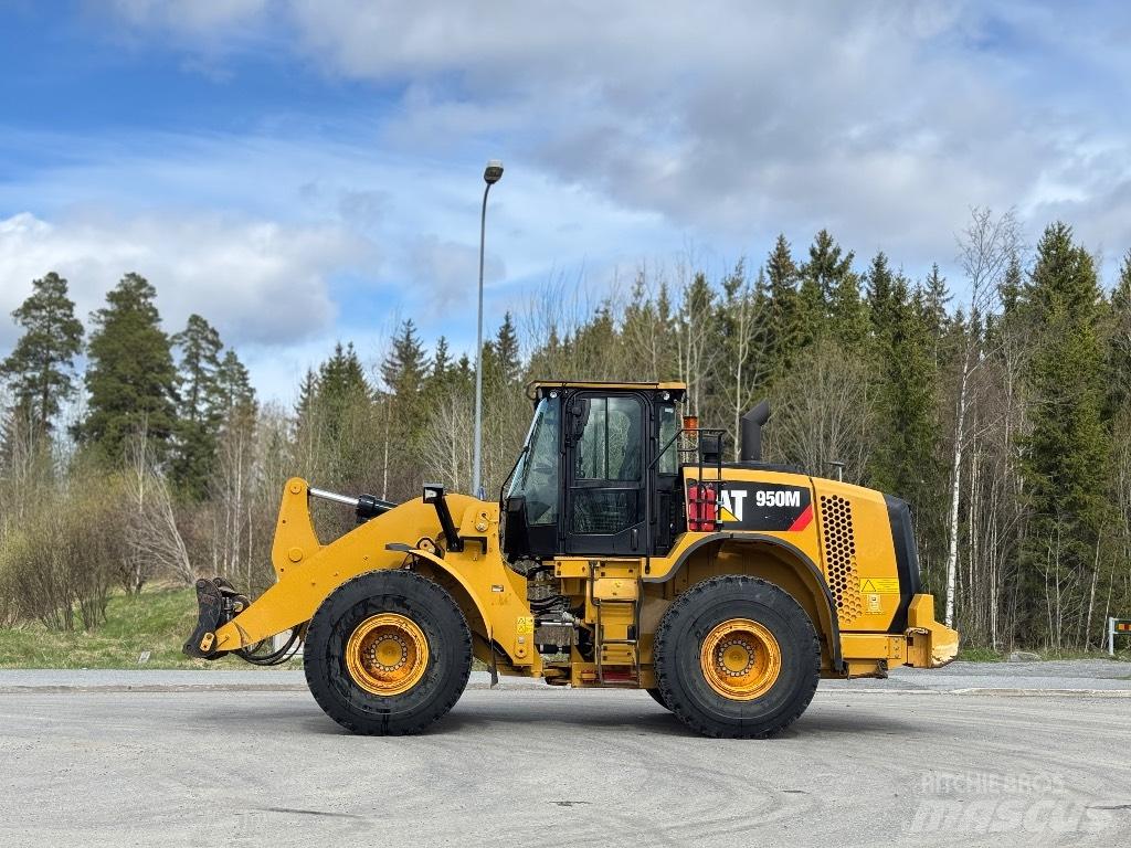 CAT 950 M Kolesové nakladače