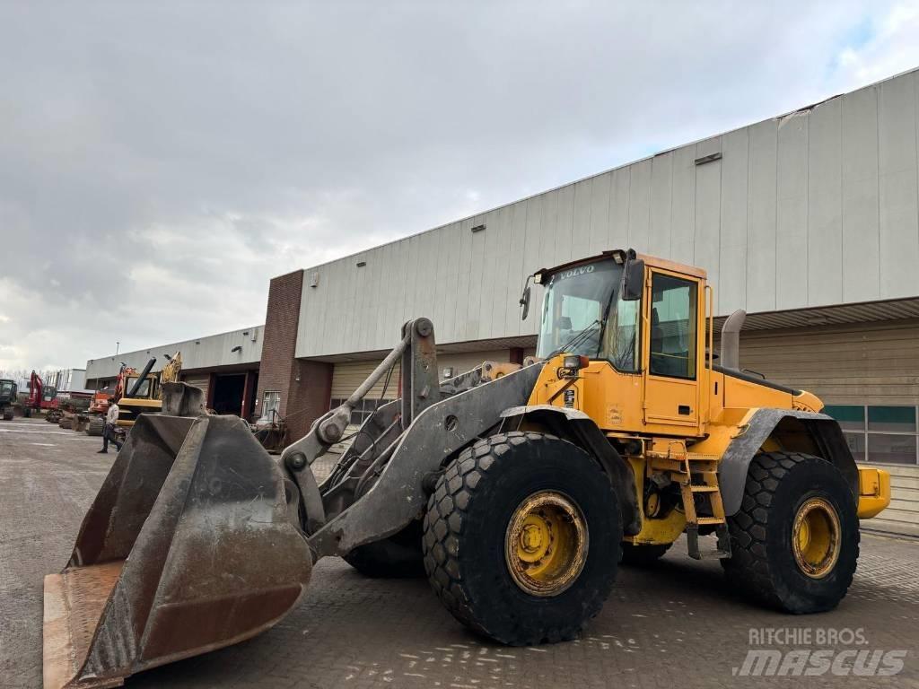 Volvo L 120 E Kolesové nakladače