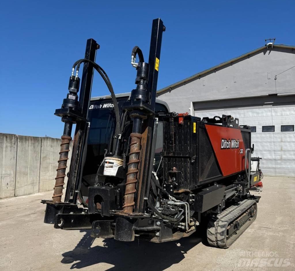 Ditch Witch AT32 Horizontálne vŕtacie zariadenie