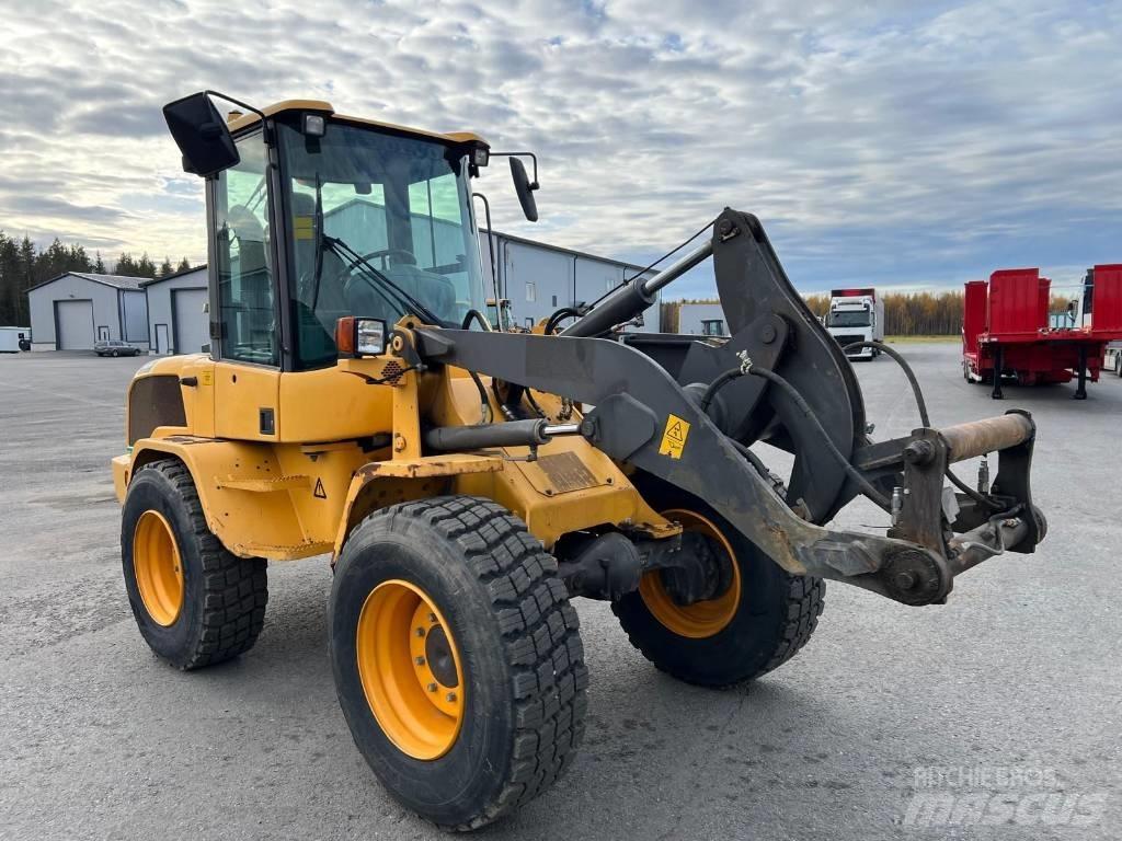 Volvo L30 G S Kolesové nakladače