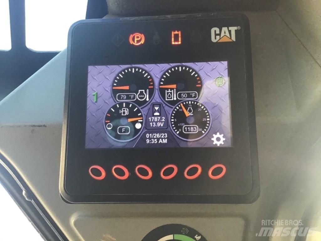 CAT 259D Šmykom riadené nakladače