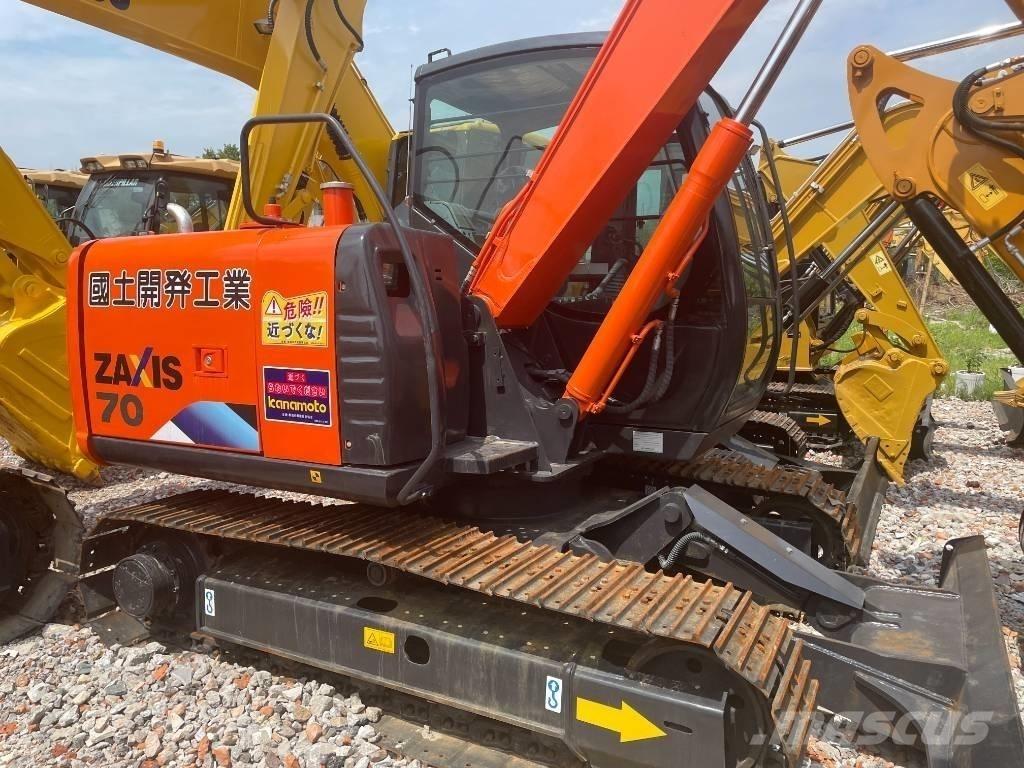 Hitachi ZX 70 Pásové rýpadlá