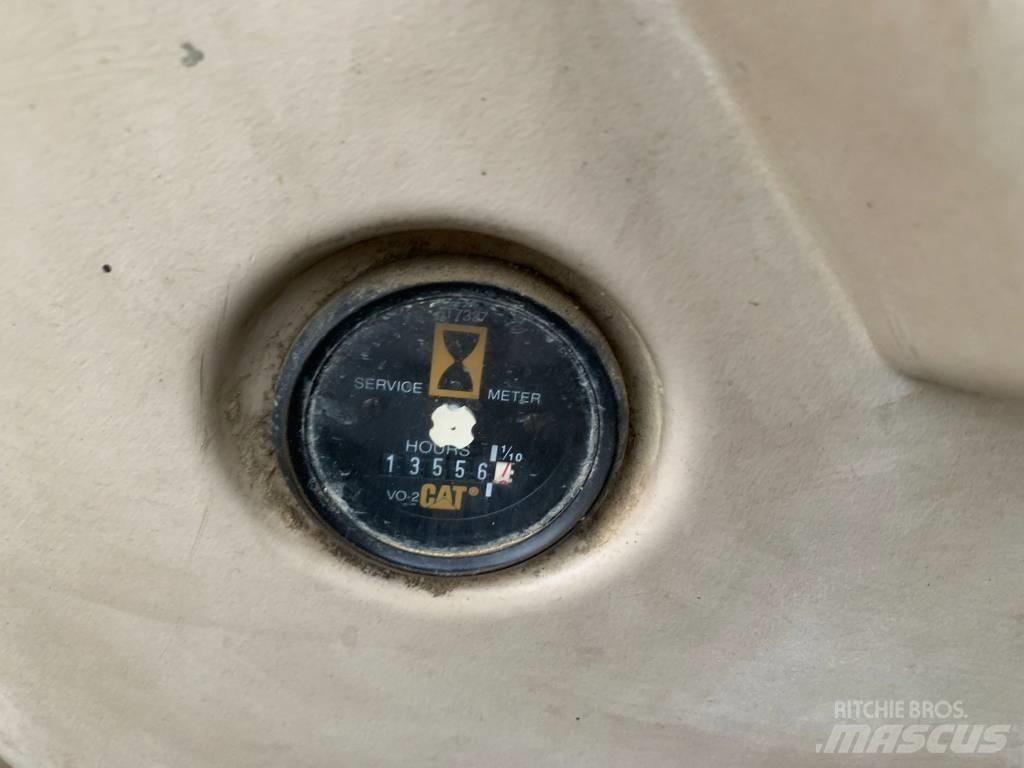 CAT 320N Pásové rýpadlá