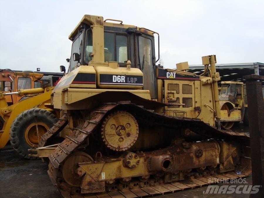 CAT D 6 R DS LGP III Pásové dozéry