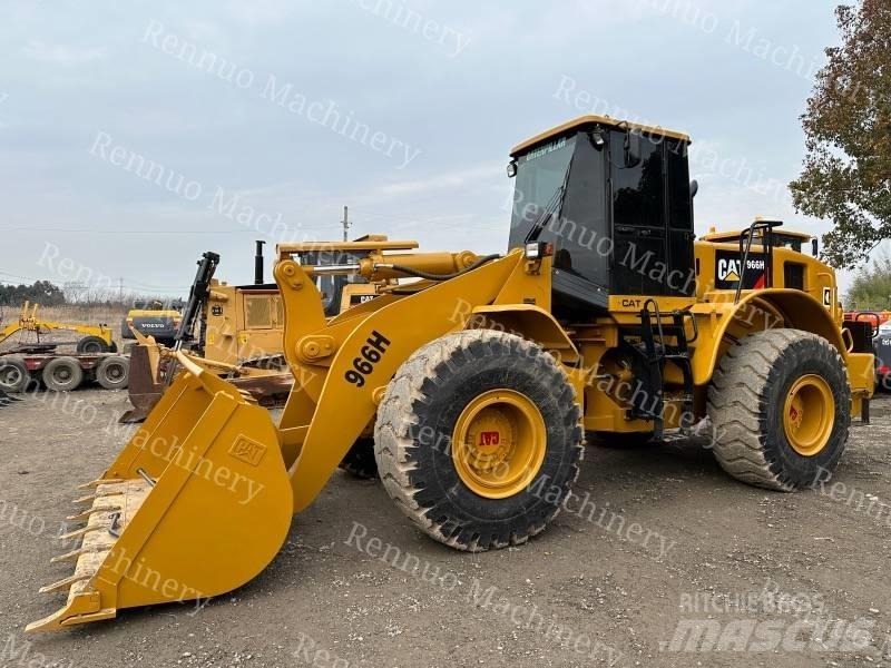 CAT 966H Kolesové nakladače