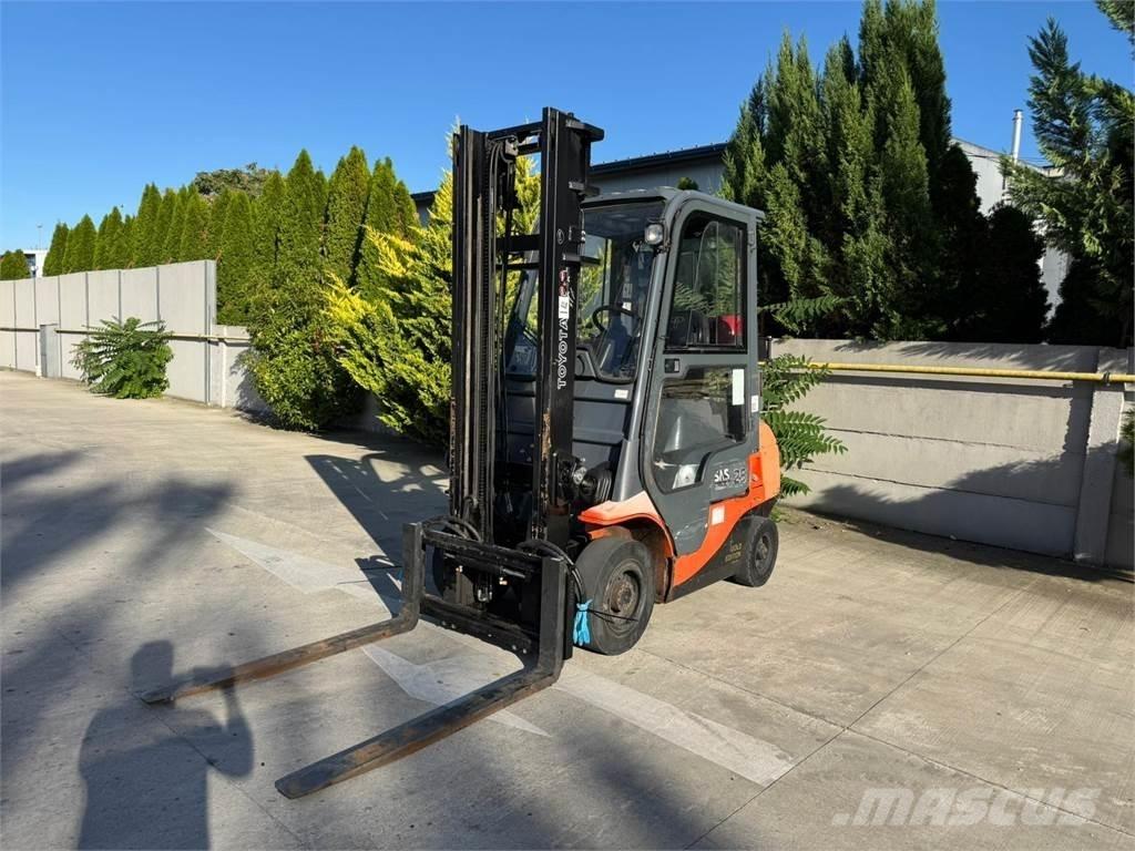 Toyota 7FGF25 LPG vozíky