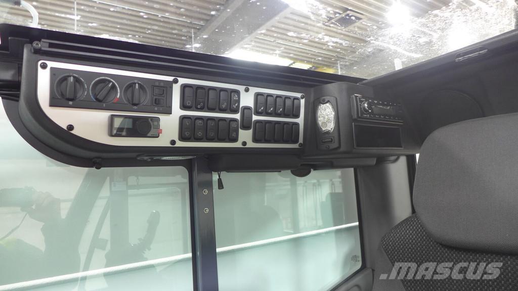 Tadano AC 5.250-1 Univerzálne terénne žeriavy