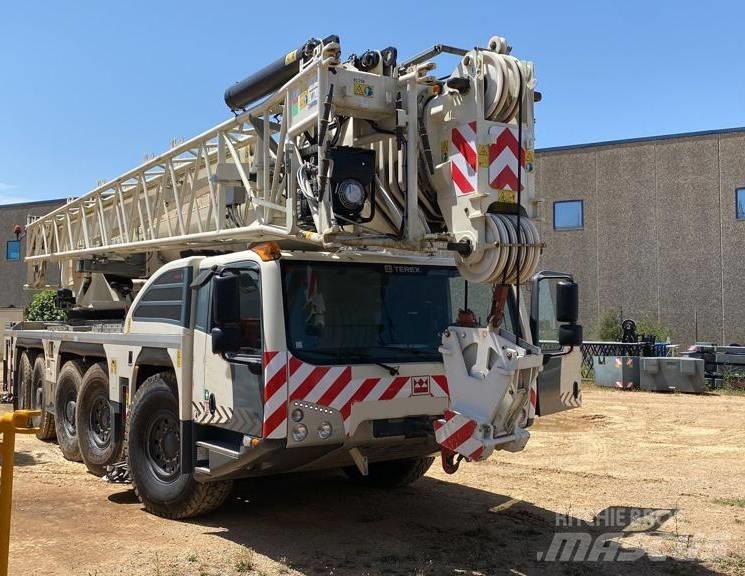 Demag AC 250-5 Univerzálne terénne žeriavy