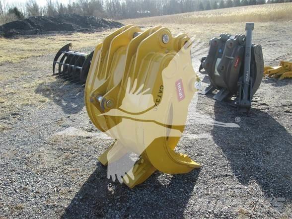 Teran CAT 320 Drapáky