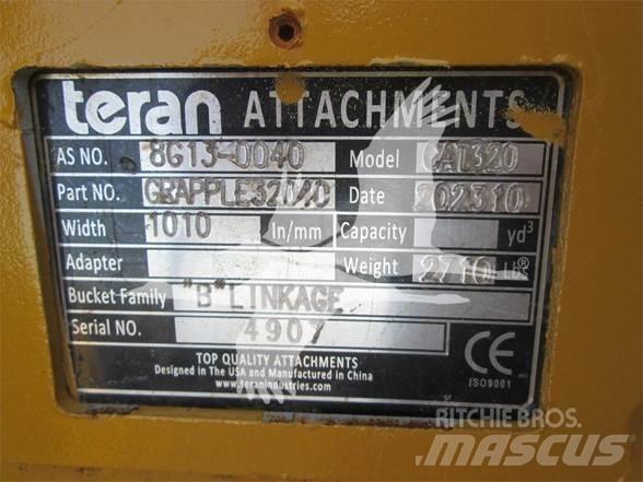 Teran CAT 320 Drapáky