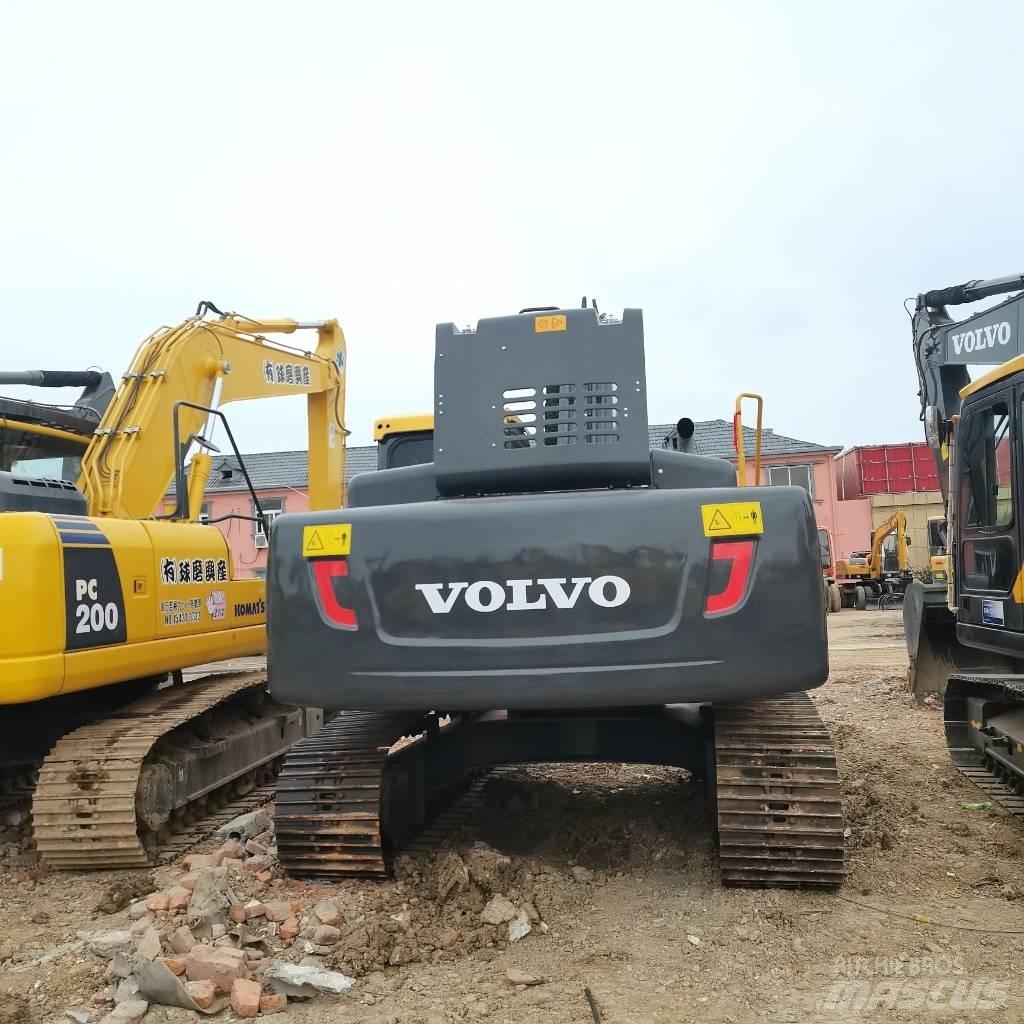 Volvo EC 240 Pásové rýpadlá