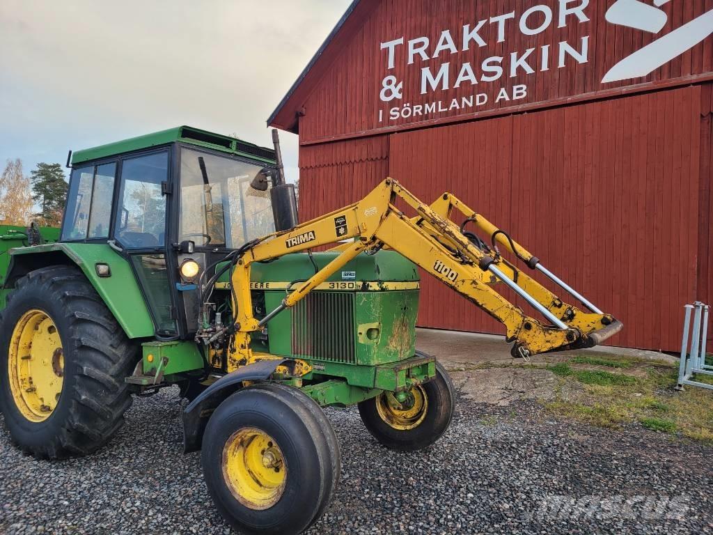 John Deere 3130 Traktory