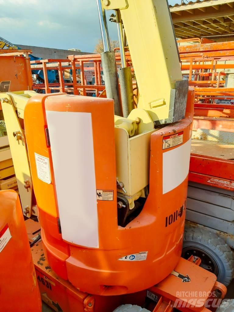 JLG E 300 AJP Kĺbové plošiny