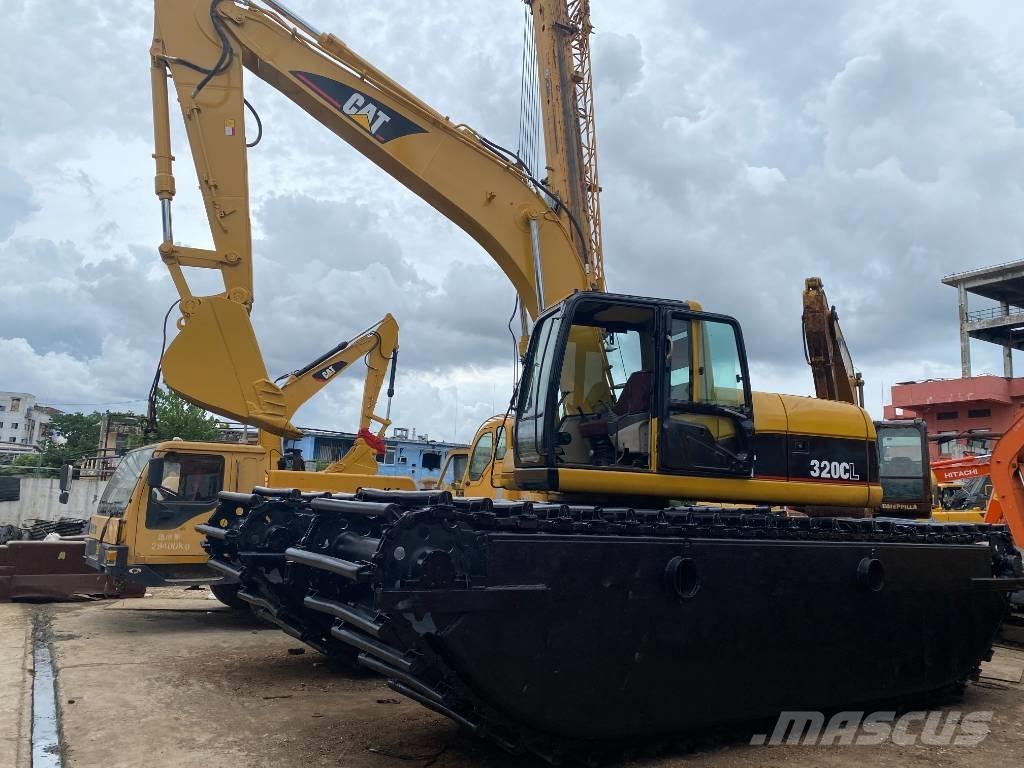 CAT 320 C L Pásové rýpadlá