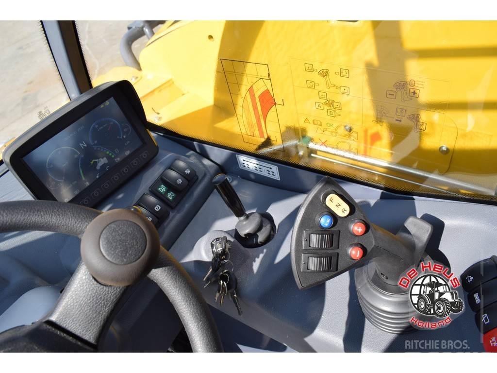 Eurotrac TH25.6 Teleskopické manipulátory