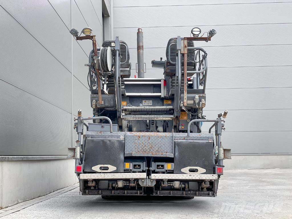 Vögele SUPER 1300-3I Finišéry