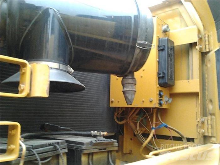 CAT 330 C Pásové rýpadlá