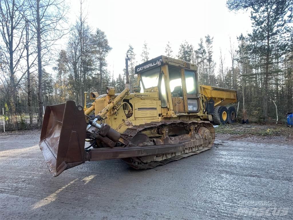 CAT D5B 44x890 Pásové dozéry