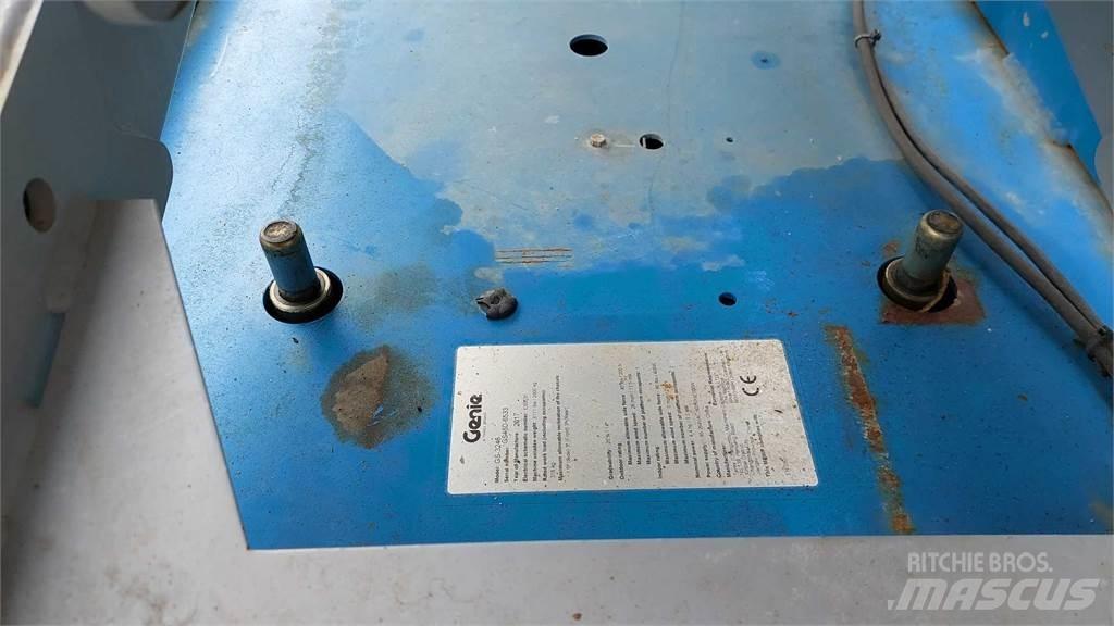 Genie GS3246 Nožnicové zdvíhacie plošiny