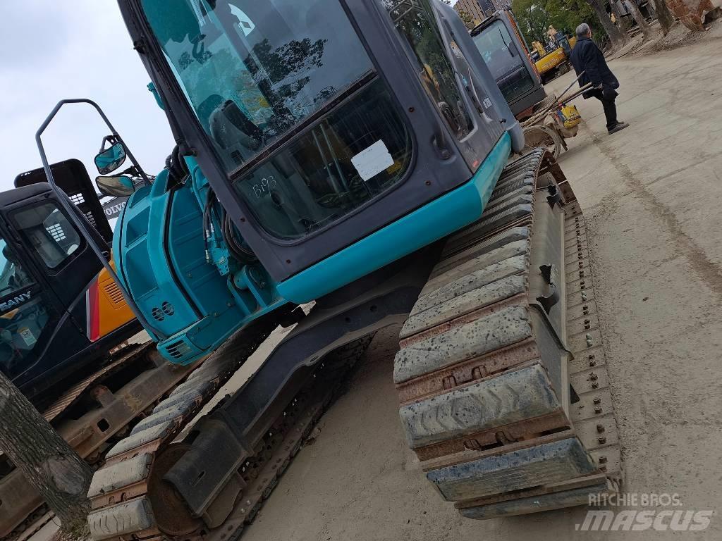 Kobelco SK 135 SR Pásové rýpadlá