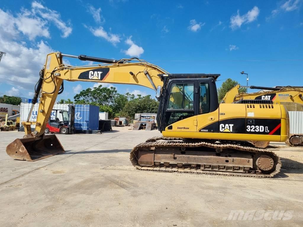 CAT 323 D L Pásové rýpadlá