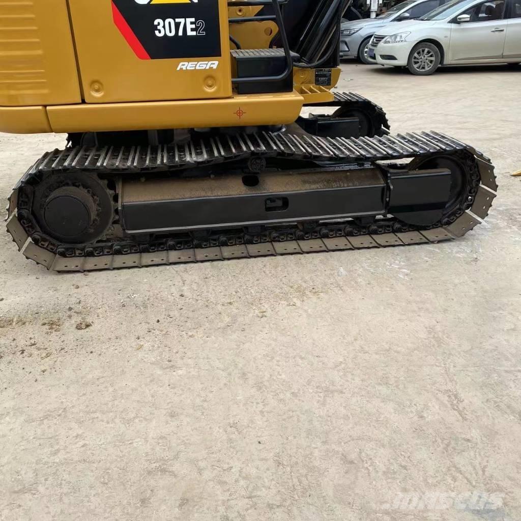 CAT 307 Pásové rýpadlá